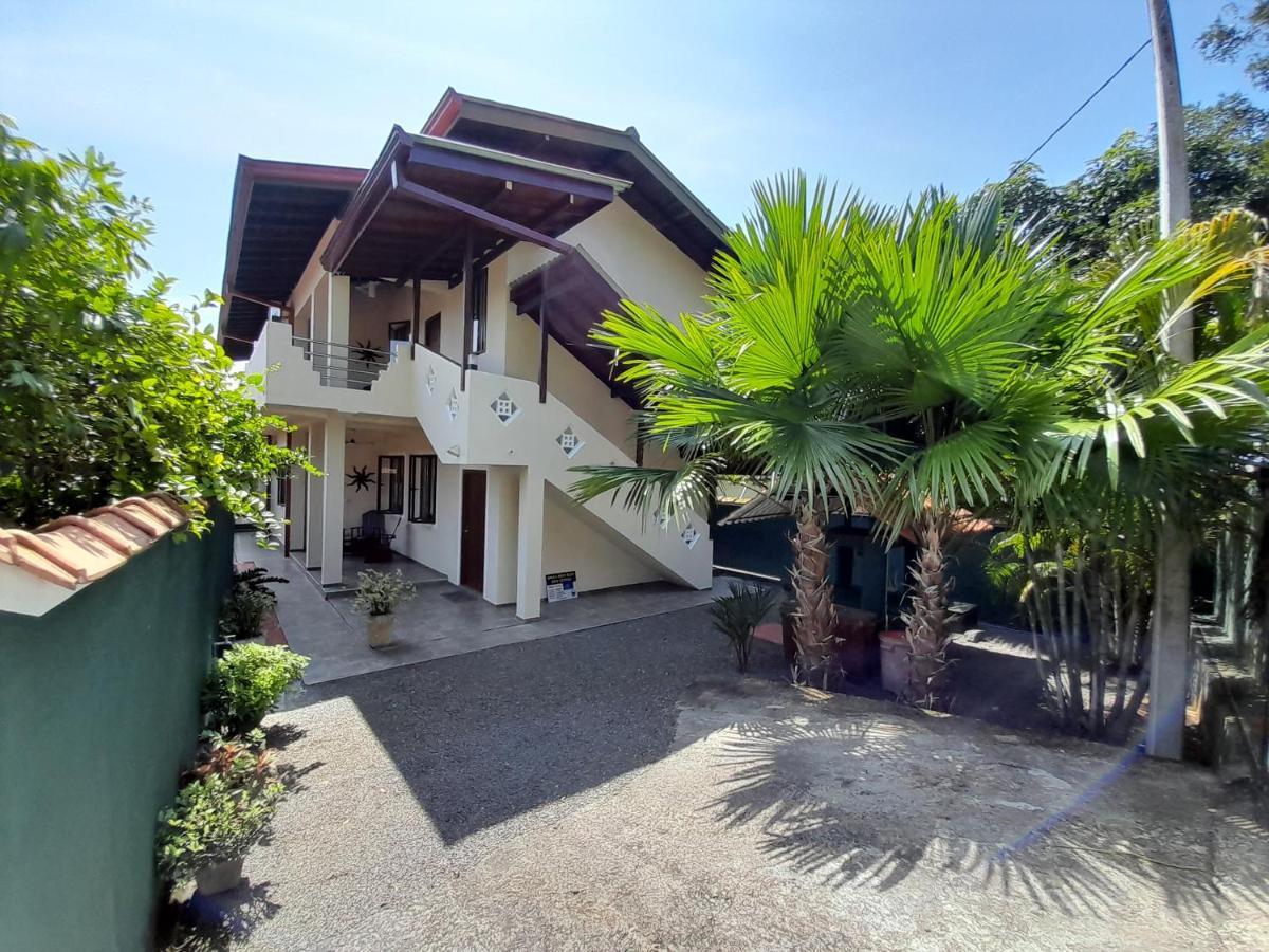 Slg Villa Hikkaduwa Exterior photo