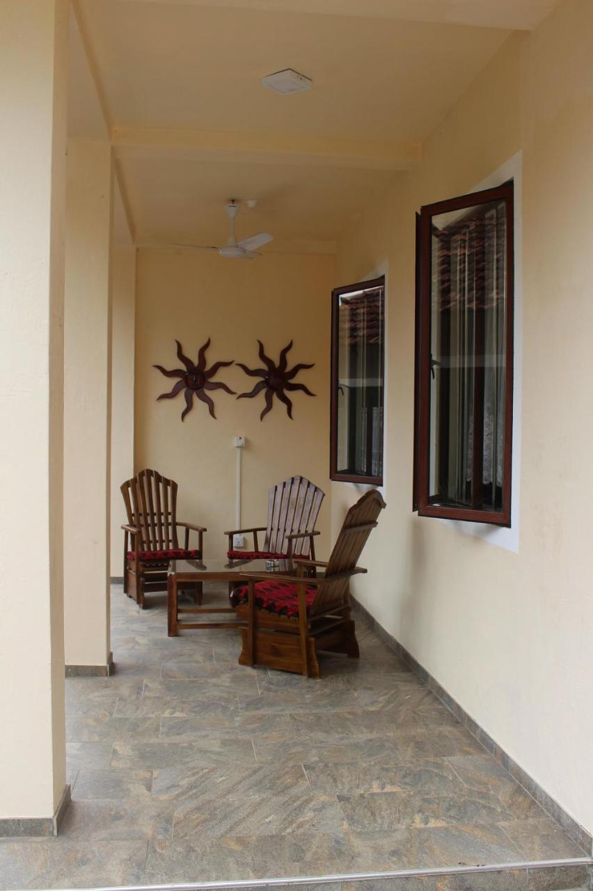 Slg Villa Hikkaduwa Exterior photo